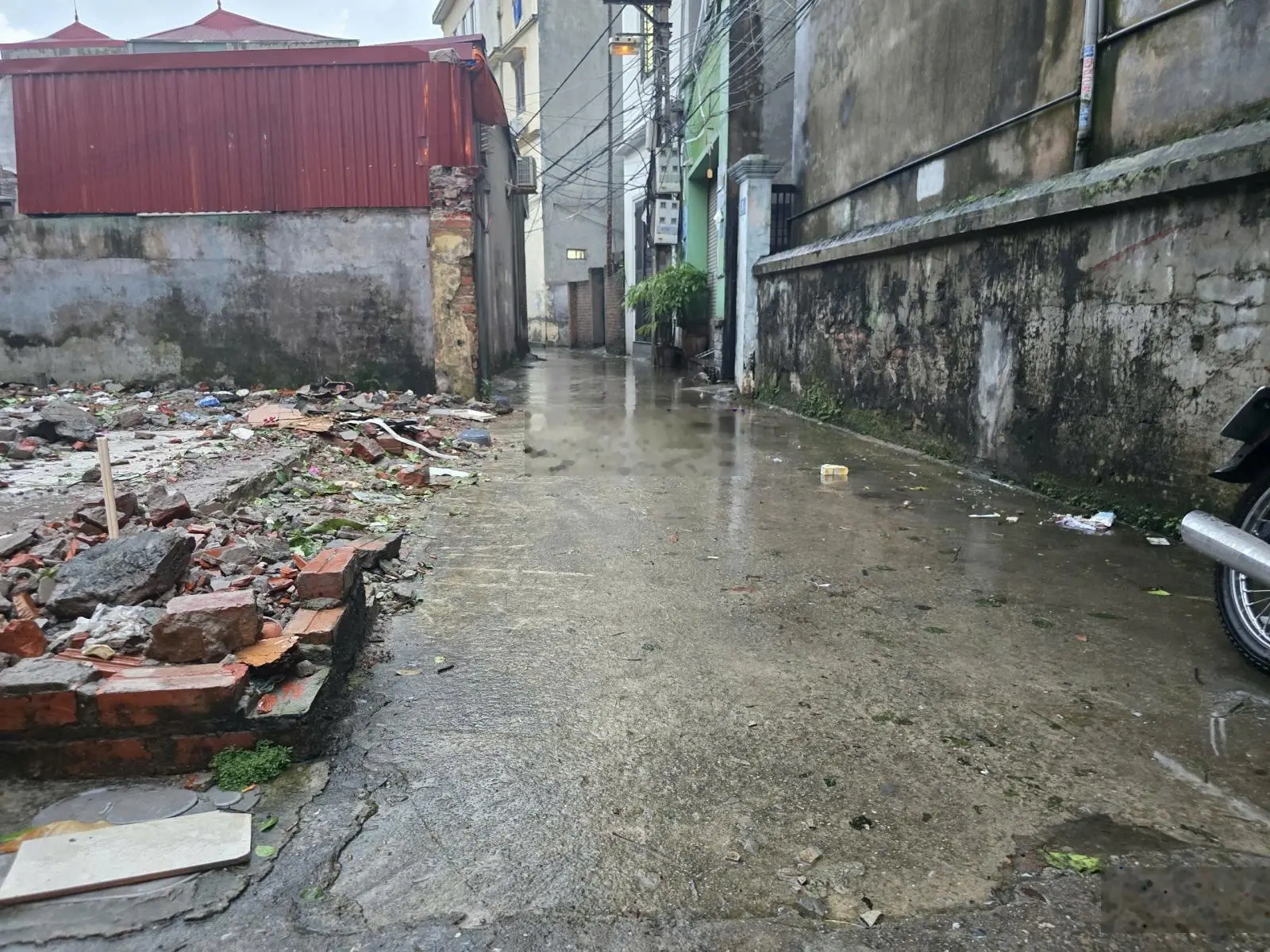 Bán đất trung tâm ẩm thực Long Biên vang danh Hà Nội - cách 2 nhà ra mặt phố Lệ Mật