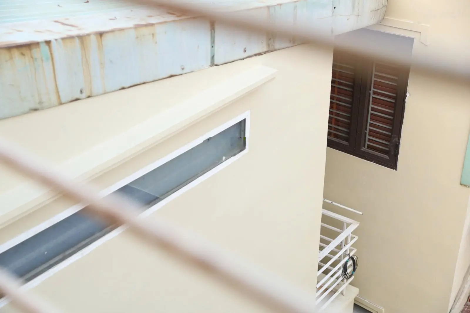 Bán nhà riêng tại Nguyễn Hữu Tuệ, 2,25 tỷ, 35m2, 3PN, 2WC, pháp lý đầy đủ