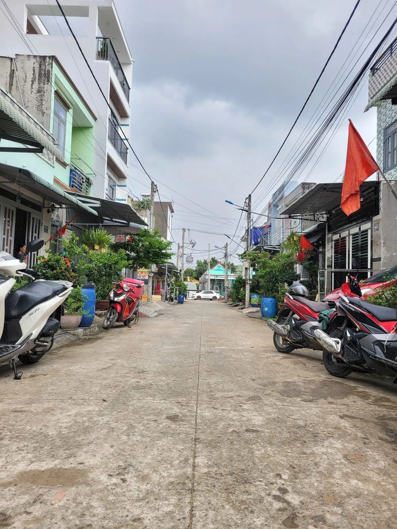 Bán nhà riêng đường 144, bình tân - giá tốt nhất chỉ 800 triệu vnd - dt 90m2