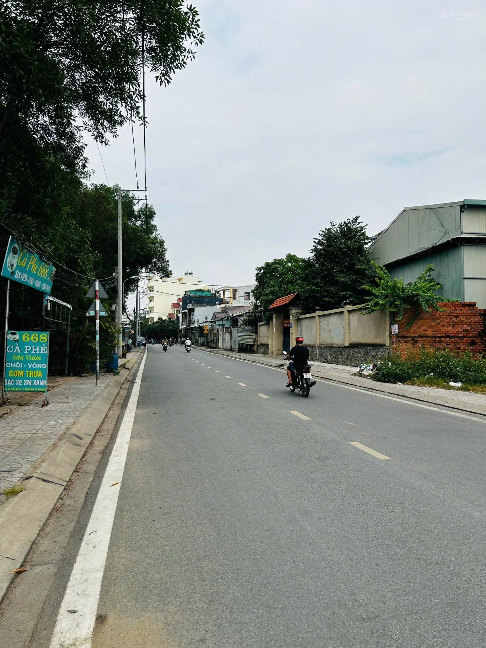 Nhà mặt tiền 1t1l đường cầu xây 2-sát hoàng hữu nam 2 xe hơi ngủ trong nhà-dt 160m2 giá 12tỷ