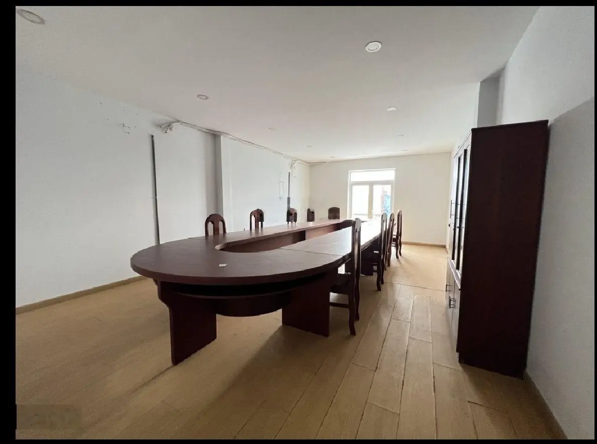 Bán gấp nhà mặt tiền 4 tầng 180m2, Lê Văn Khương Q12, giá chốt cực tốt
