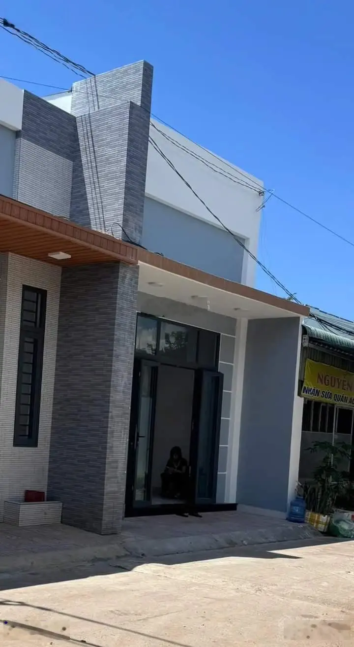 Bán căn Bùi Quốc Khánh, P. Chánh Nghĩa Thủ Dầu Một BD DT 48m2 giá 2ty46 sổ sẵn