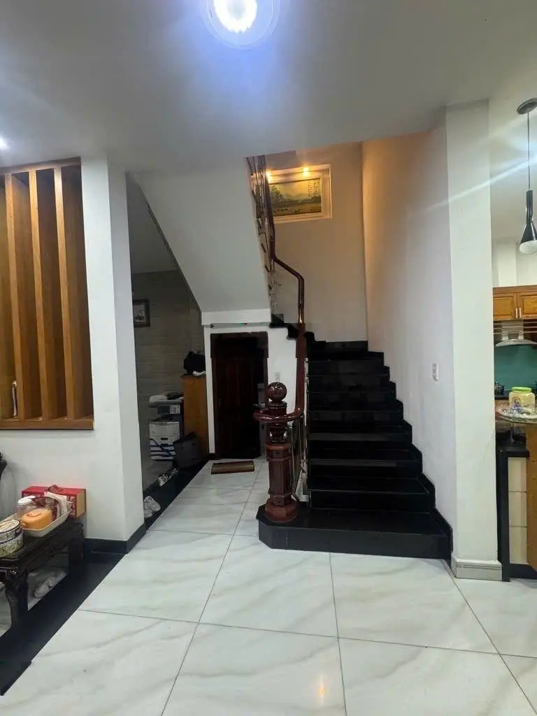 Bán NR 5PN, 7WC, 105m2 tại Lê Đức Thọ, Gò Vấp,Hẻm 10 m, sát Dương Quảng Hàm, chỉ với 17,9 tỷ