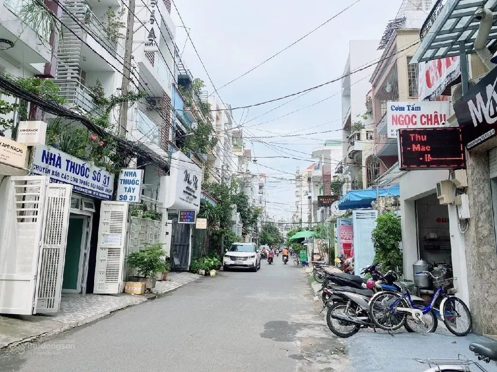 Nhà mới đẹp - ngay vạn hạnh mall - 3 tháng 2 - quận 10 - 50m - 3 tầng - 3pn - 8,7tỷ tl