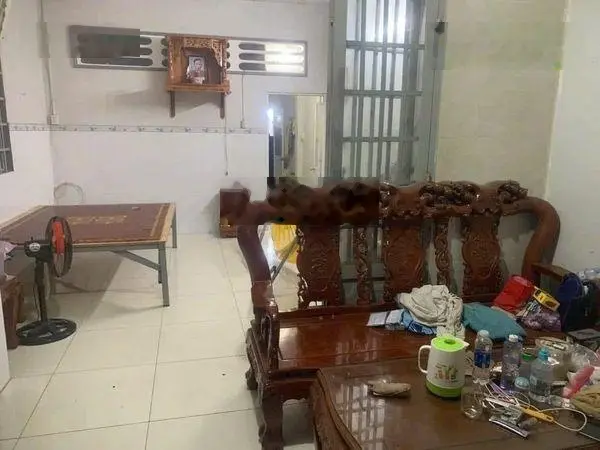 Bán nhà sổ riêng đường xe hơi gần nhà thờ Lái Thiêu