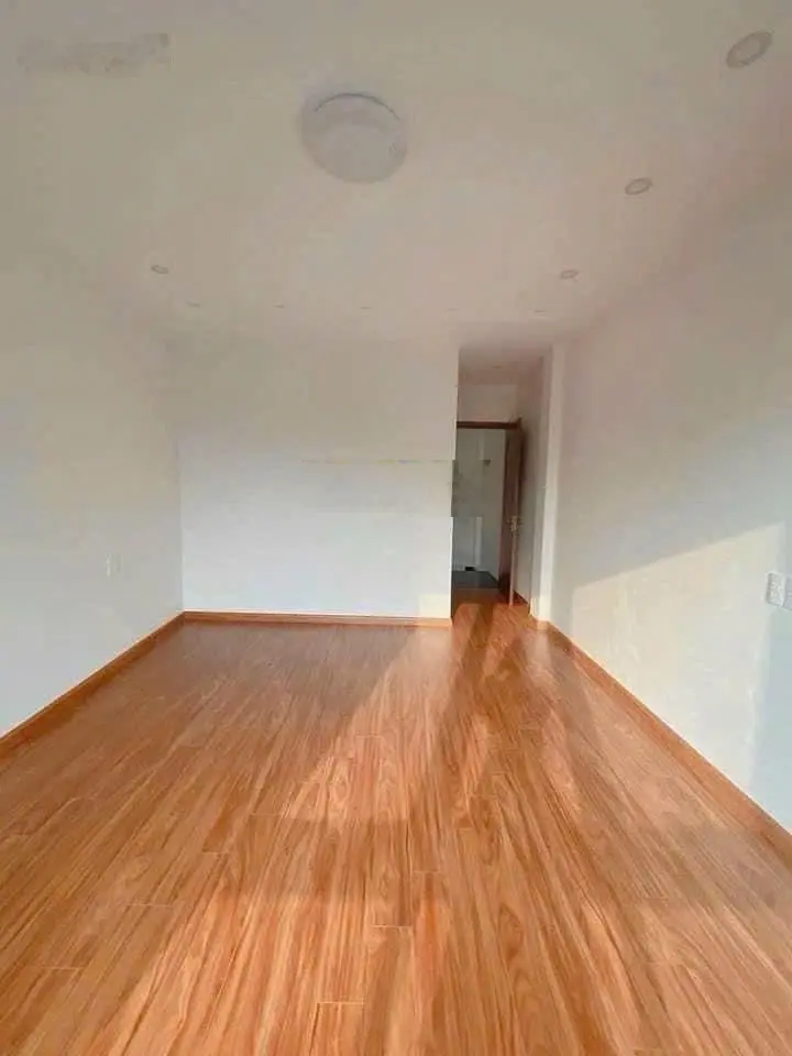 Bán nhà phố giáp bát - hoàng mai - gần phố vọng - hbt - sổ riêng 36m 5 tầng giá 6,5 tỷ có tl mạnh.