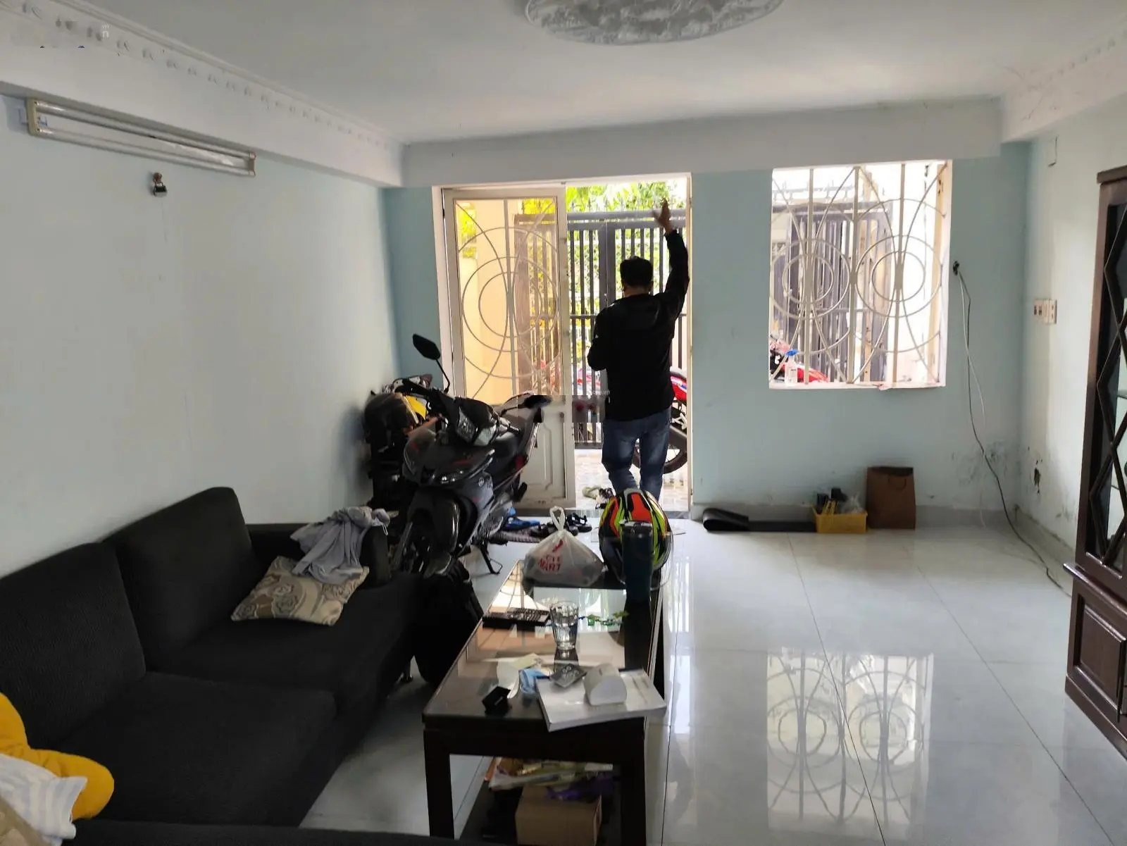 Nhà 1 trệt 1 lầu, ngay chợ Hiệp Bình, giá 4,8 tỷ