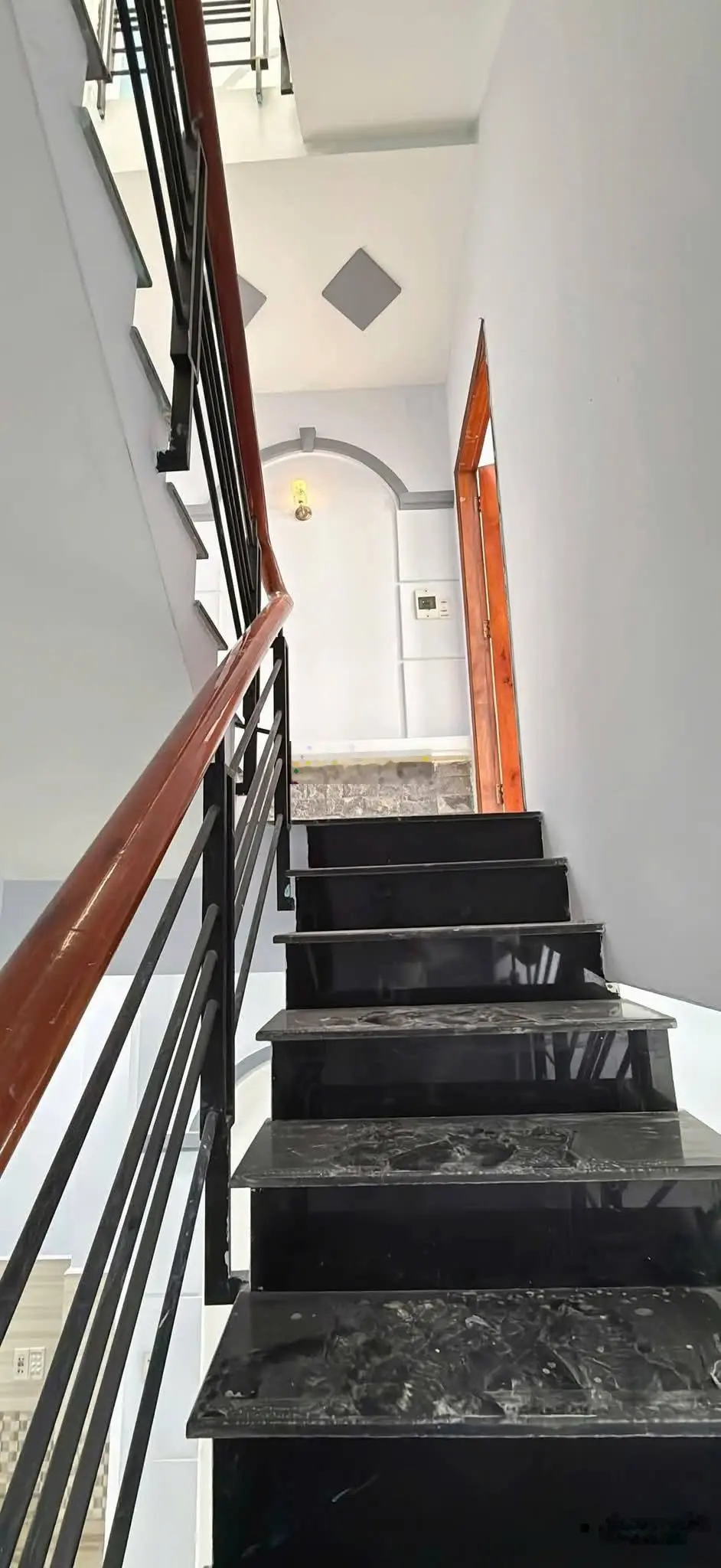 Chính chủ gửi bán gấp nhà đẹp vị trí đẹp 4*12 trệt 3 lầu 4phong 3tolet giá 4ty430 TL