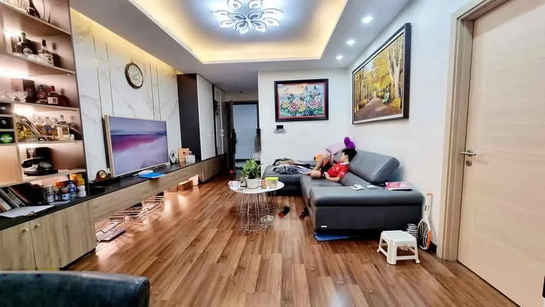 Bán căn hộ tầng 18 View Hồ tại dự án The Golden Amor Giảng Võ