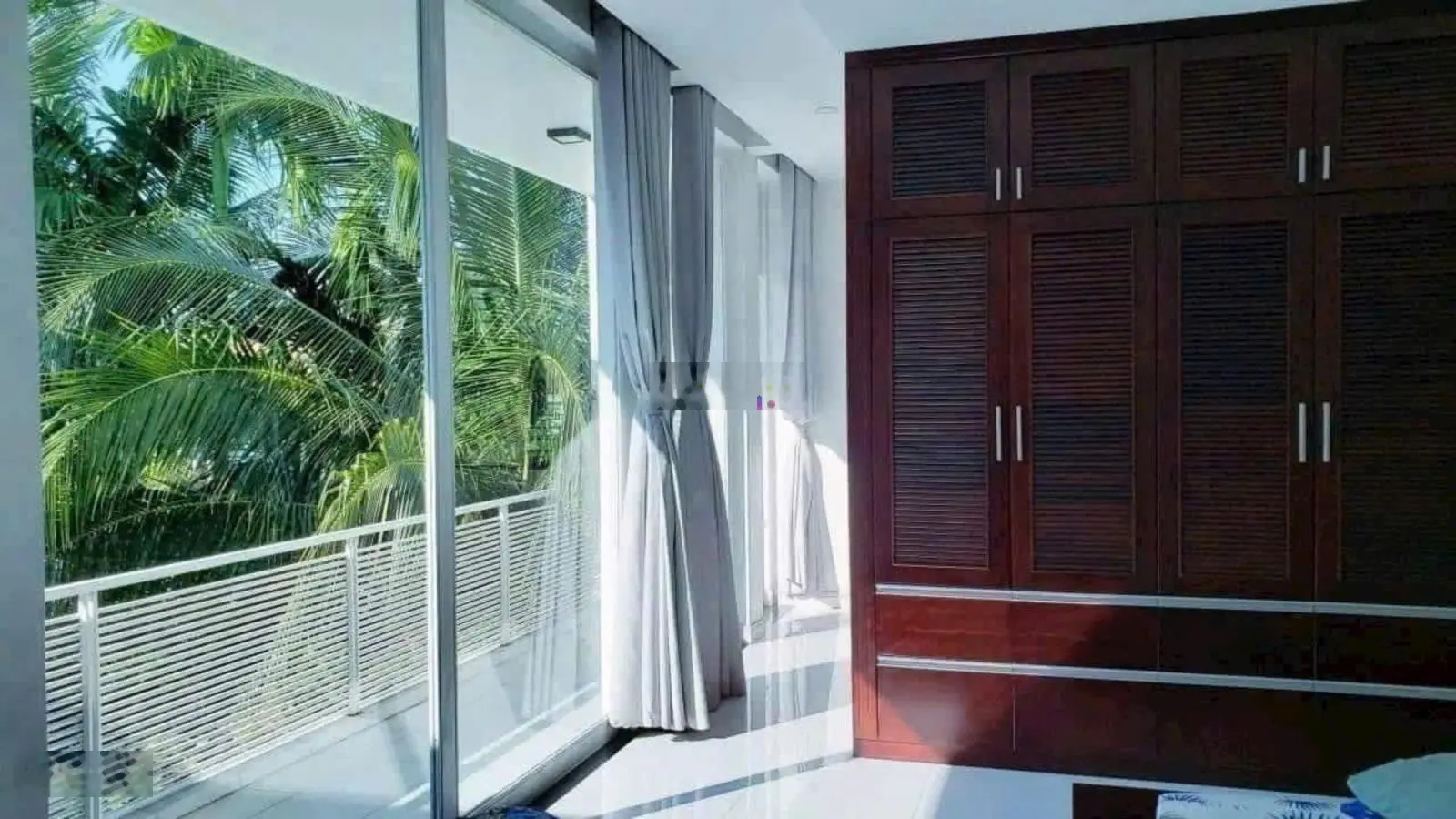 Bán căn biệt thự - kiến trúc sư thiết kế. DT đất 588m2 ngang 16m nở hậu 17m, giá chỉ còn 14tỷ (TL)