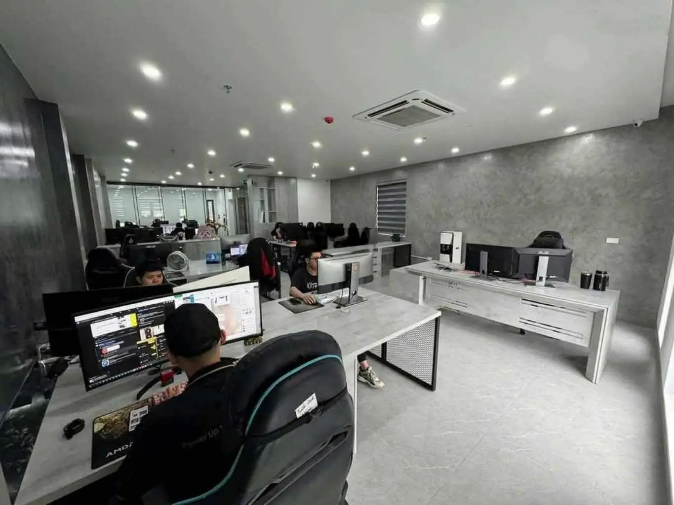 Tòa văn phòng 10 tầng tại siêu khủng tại Trần Thái Tông - Cầu Giấy - Hà Nội