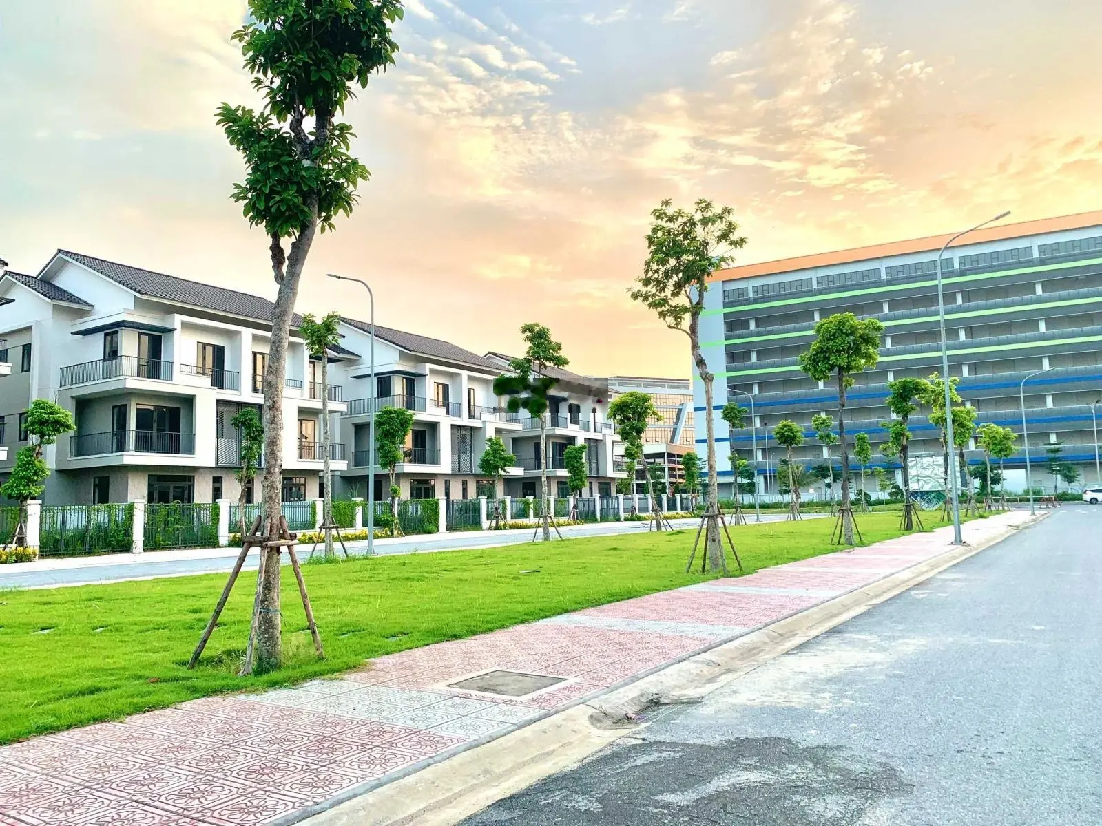 Biệt thự Centa Riverside 180m2, giá 10.4 tỷ, hướng Nam, thanh toán linh hoạt