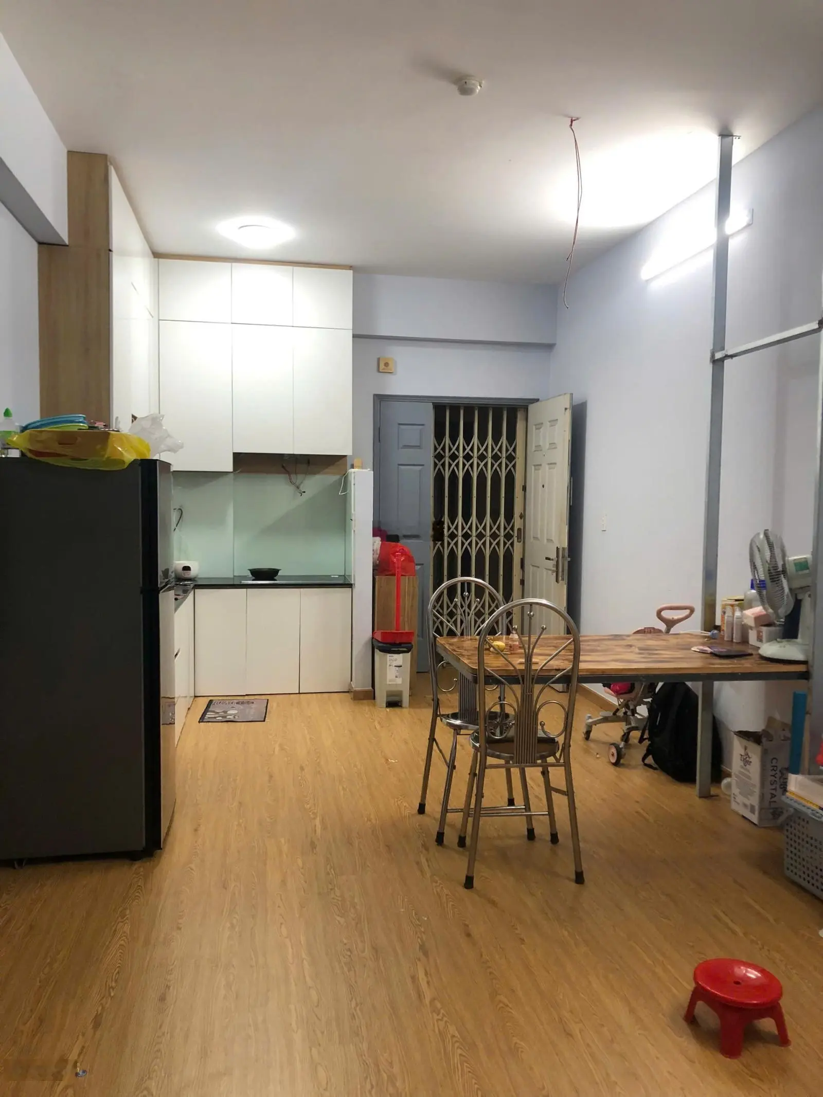 Cần bán CH Lê Thành B, Bình Tân DT 72m2, 2 phòng ngủ, 2WC Giá bán 2tỷ ,tặng NT cơ bản. sổ hồng