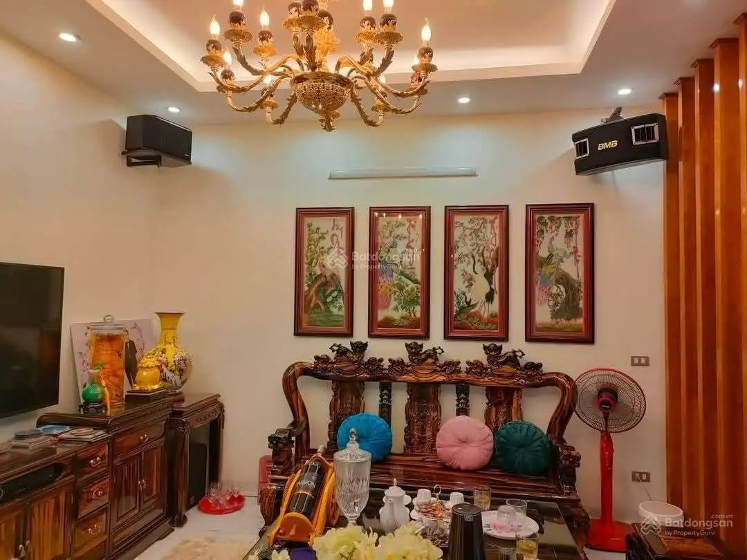 Bán nhà riêng phố thái thịnh - lô góc đầu hồi - 3 thoáng - trước nhà rộng 3m - nhà kiên cố ở luôn