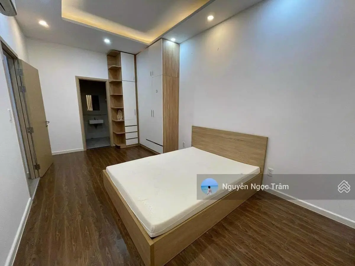 Chủ kẹt tiền cần bán gấp căn hộ Sky 9, Quận 9, DT 63m2; 2PN - 2WC