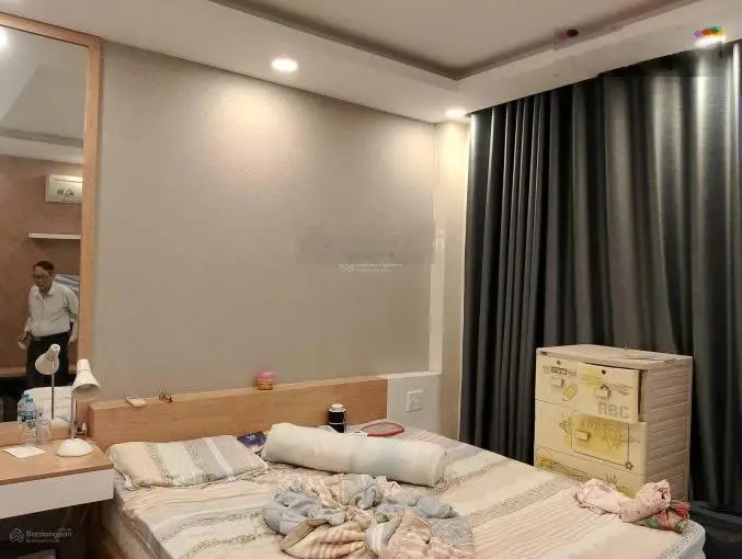Giảm sâu 500tr nhà Nguyễn Thiện Thuật,phường 3,Quận 3.Giá 4,1 Tỷ/75m2, 2 lầu,ban công. Sổ Hoàn công