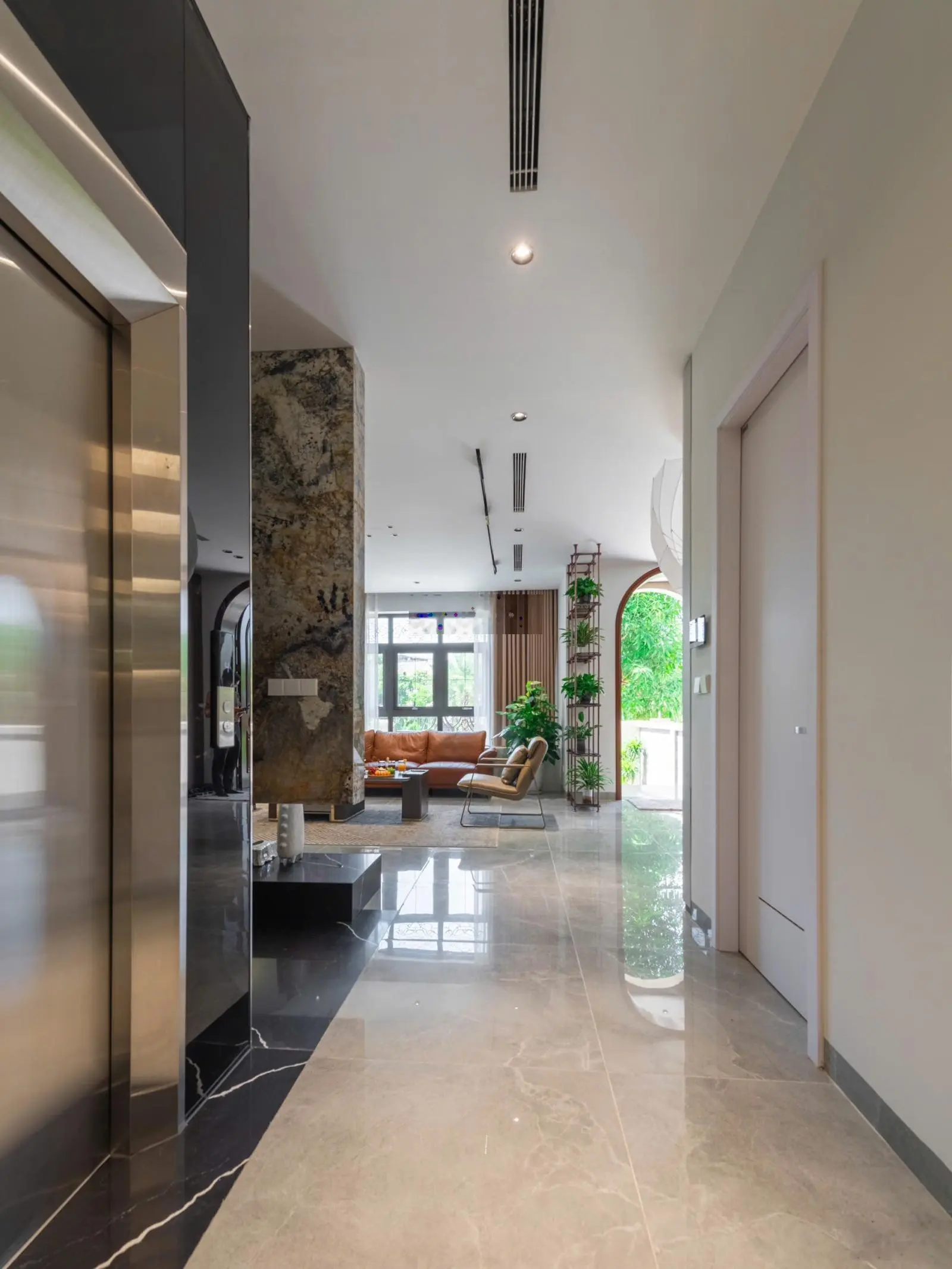 Chỉ còn 1 căn duy nhất biệt thự kita ciputra giá tốt nhất, ck lên đến 8%, sổ đỏ từng lô. tặng 2n dv