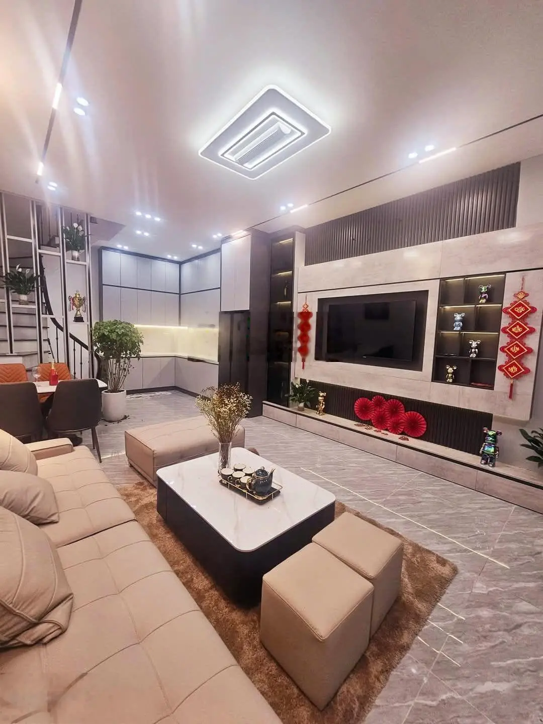 Nhà đẹp Nguyễn Đức Cảnh khu đất vàng Bách Kinh Xây, DT 42m2*4T*MT 4.5m siêu rộng, an sinh đỉnh