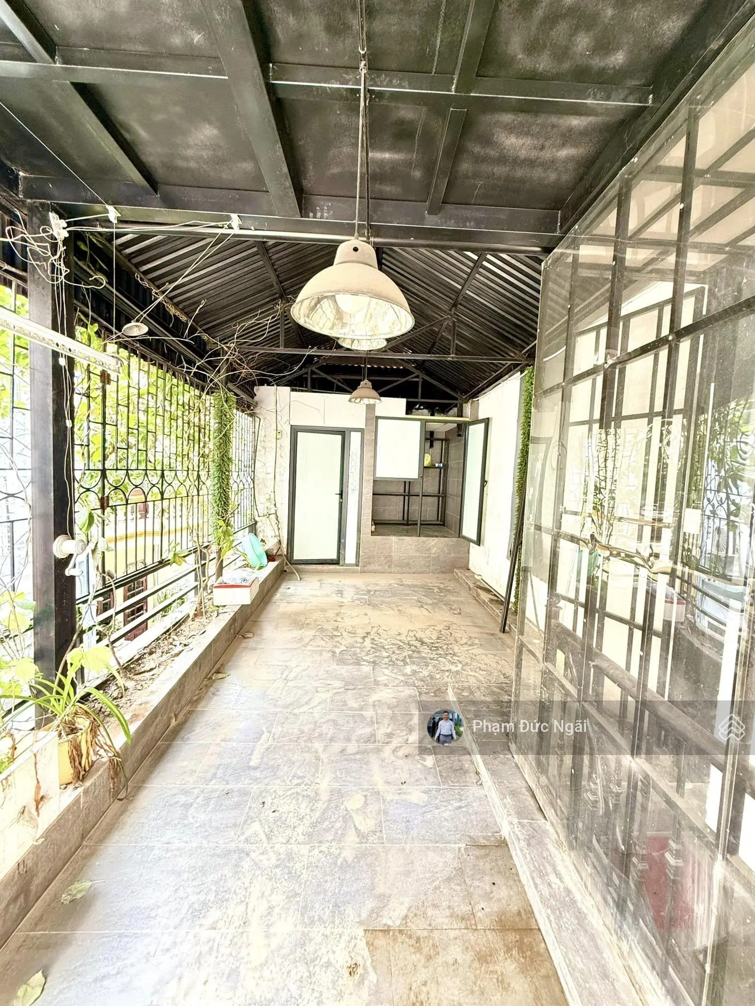 Chính chủ bán nhà phố Trường Chinh 35m2 x 4 tầng lô góc 2 thoáng ô tô đỗ cửa kinh doanh sầm uất
