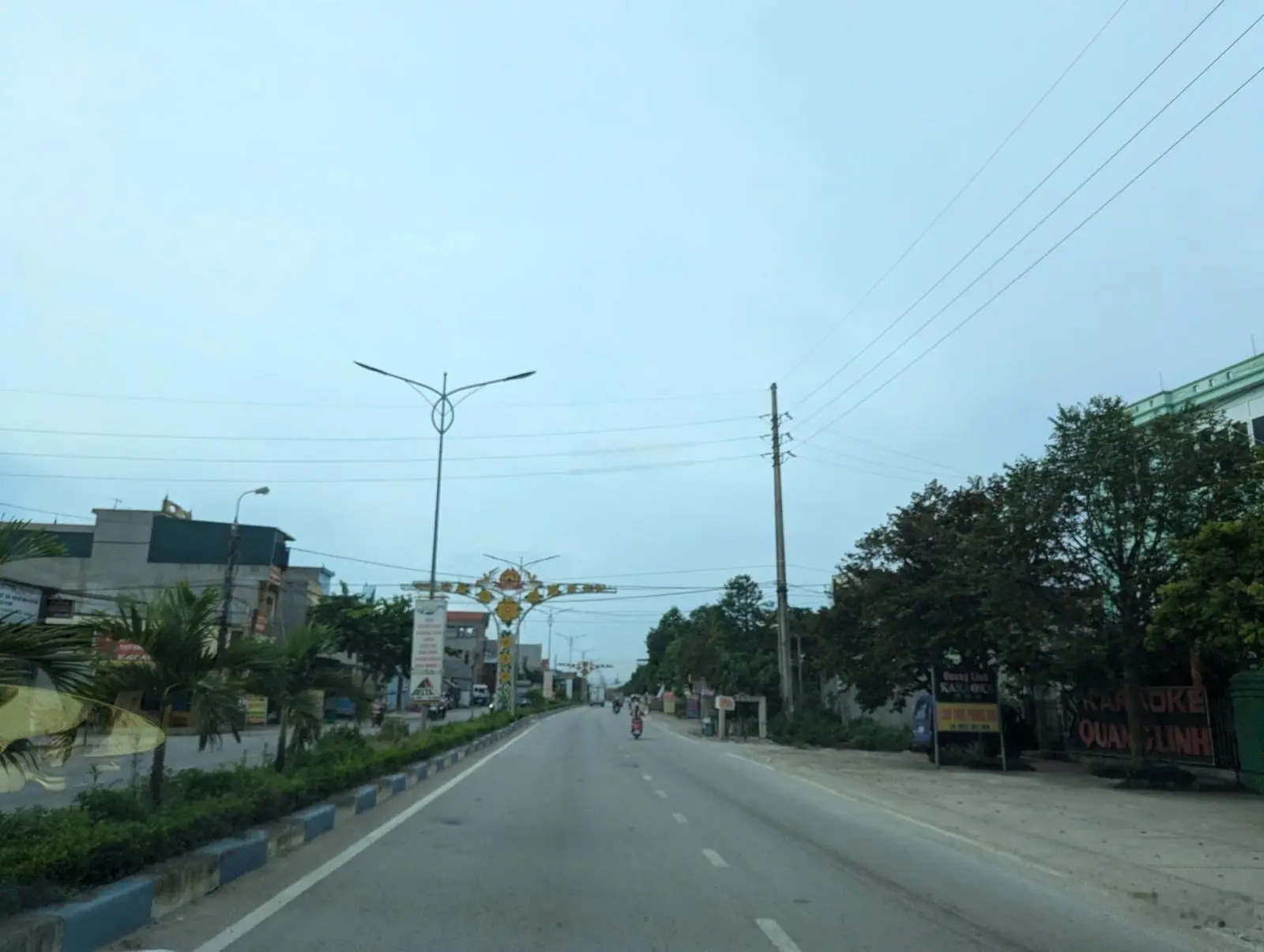 Đất nhà không làm sản xuất nữa cần bán cho ai có nhu cầu