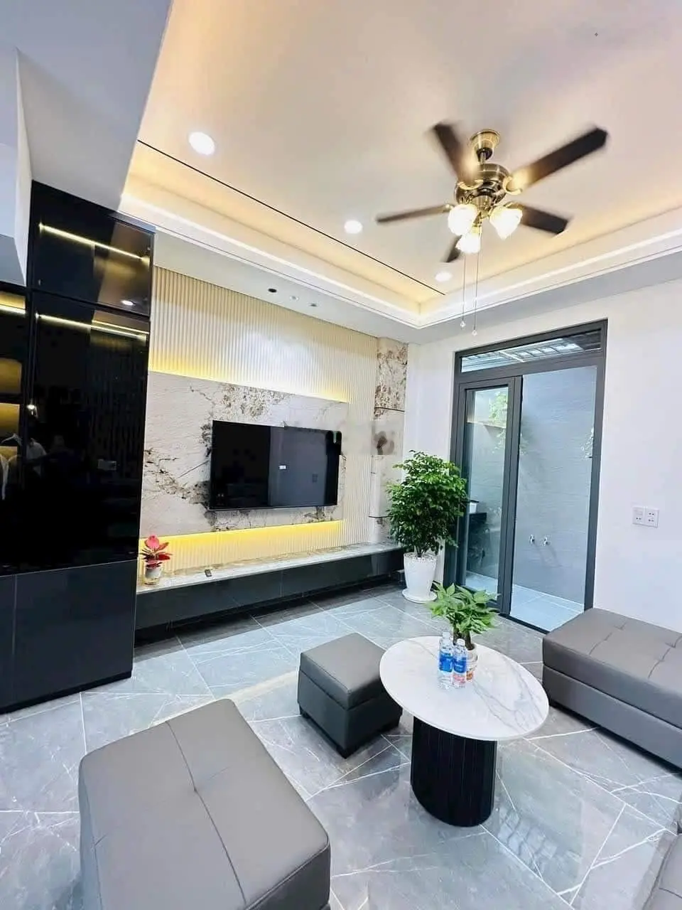 540tr có ngay nhà đẹp ngay chợ bình chánh đang cho thuê 11tr/tháng