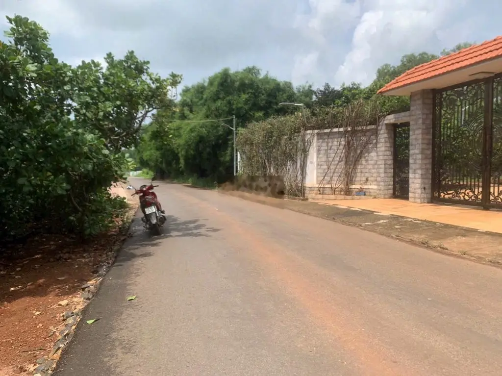 _Chủ gửi bán lô đất Mặt Tiền nhựa lớn 46 thuộc Hoà Long.