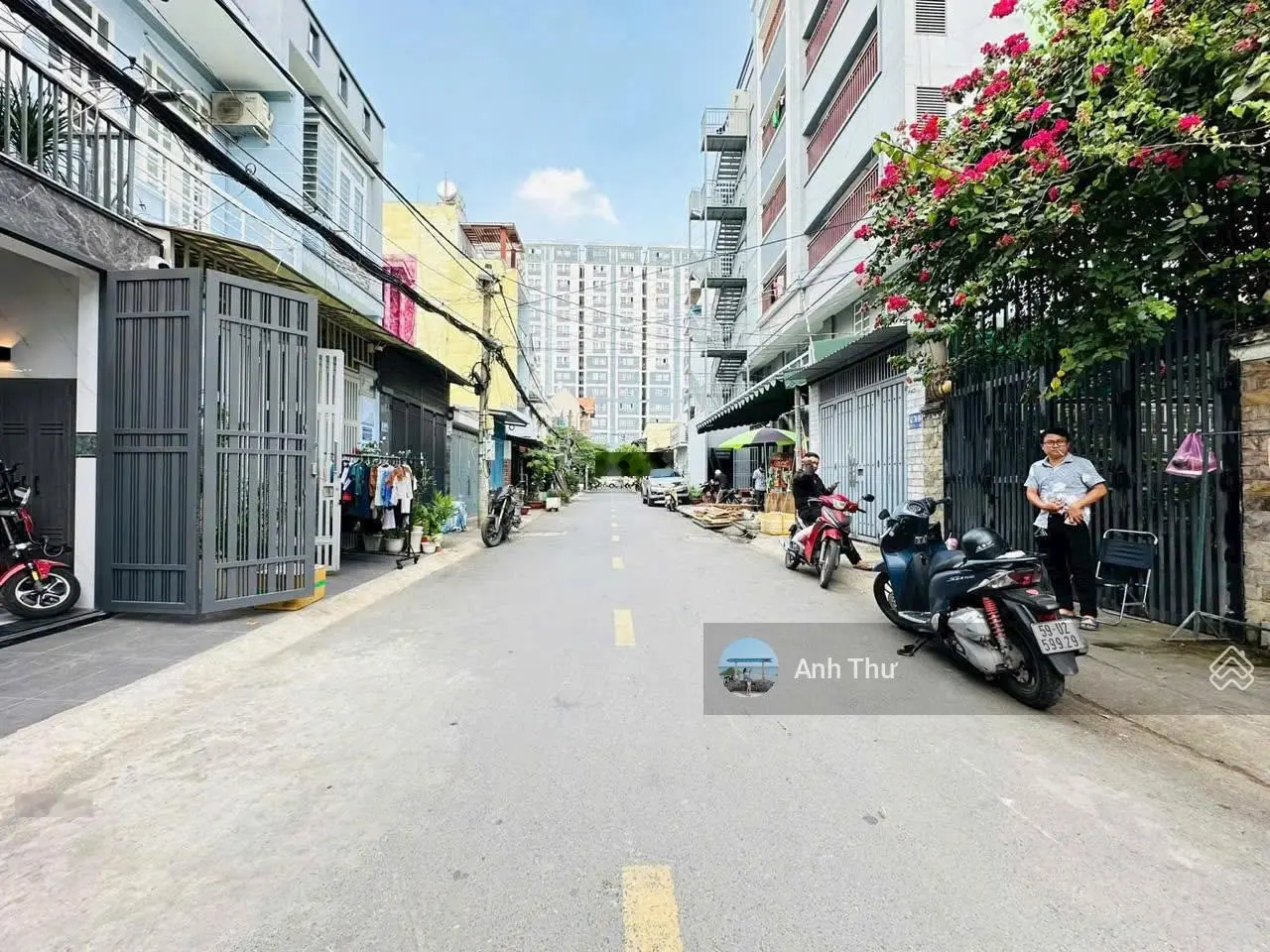 Chủ cần vốn 3 tỷ 990 bán gấp căn 64.7m2 Võ Văn Tần, Q3 - Gần chợ Bàn Cờ. Hẻm 6m, xây 1 trệt - 4 lầu