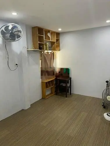 Bán nhà 81m2 có sân để ô tô mặt tiền đường 10 Linh Chiểu
