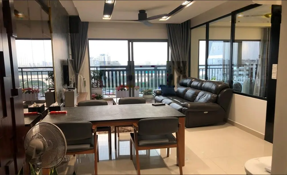 Siêu hot tại thị trường - bán 3PN view sông giá chỉ 4,820 tỷ bao thuế phí