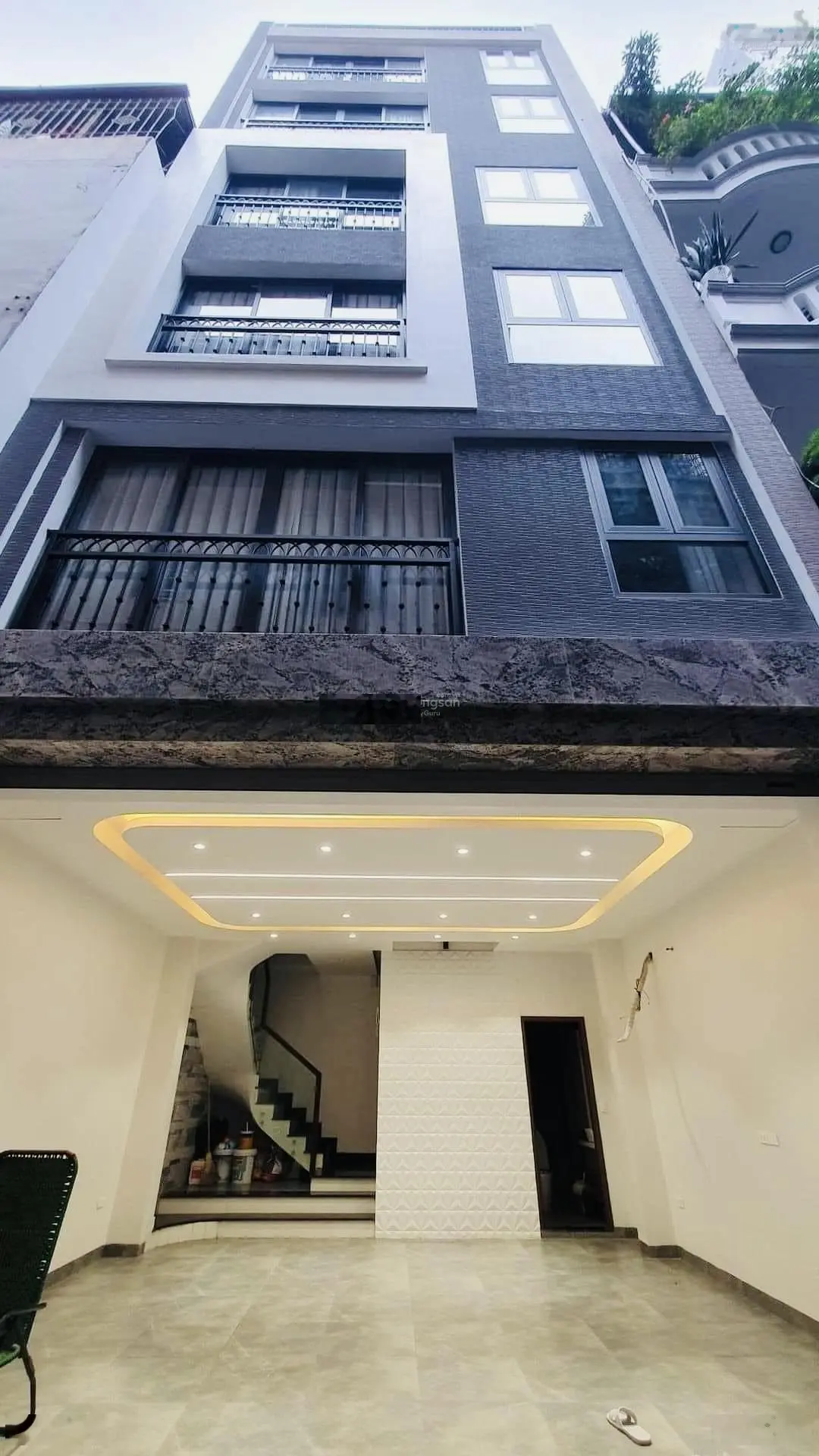 Bán nhà Đường Thái Hà 6 Tầng Thang Máy 43M2 7M Mặt Tiền Ô Tô Đỗ Sát Cửa Trung Tâm Đống Đa 9.6 TỶ