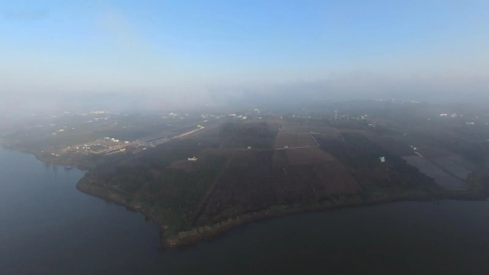 Cắt lỗ Cần bán gấp 7439m2 đất view hồ Tây Di Linh, lên được 4000m2 thổ cư