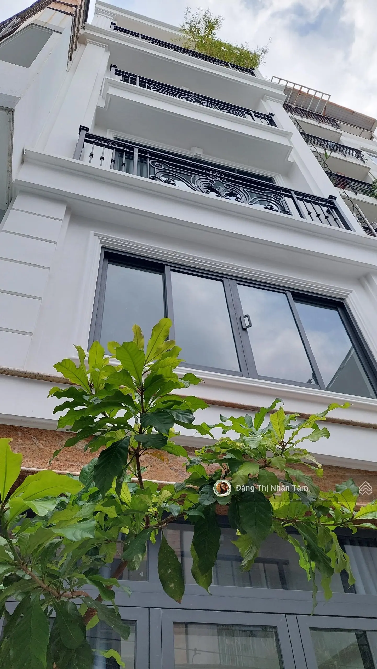Nhà mới xây 4 Tầng vô ở ngay chỉ 9 tỷ 4PN khu Phan Xích Long Phú Nhuận giáp Q1 - 50m2 0932723936