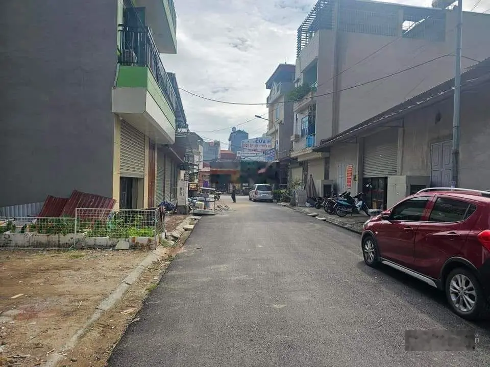 Em cần bán 1 số lô Lãm Làng từ 3 tỷ 150 đến 4 tỷ DCDV Lãm Làng quý ac có nhu cầu mua bán xin LH SĐT