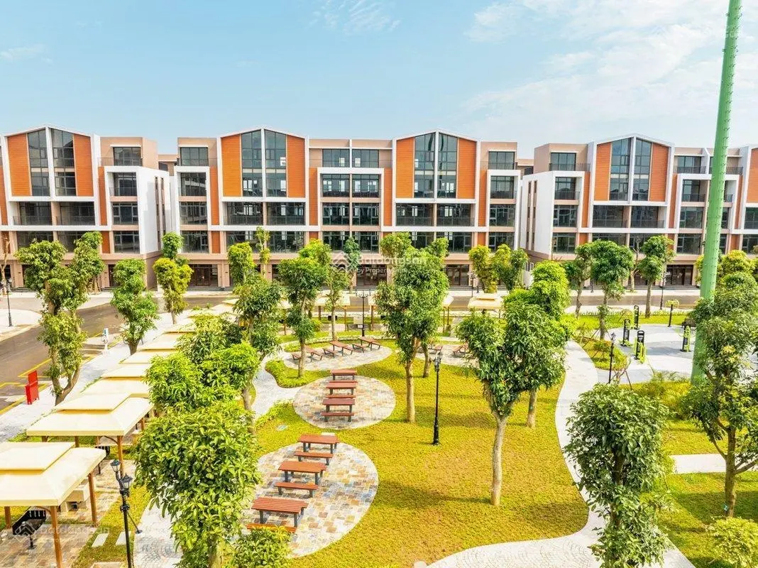 Biệt Thự Ánh Dương 70 m2 , View Trực Diện Công Viên , Cạnh Biển Hồ ,Trường Học, Sổ Lâu Dài