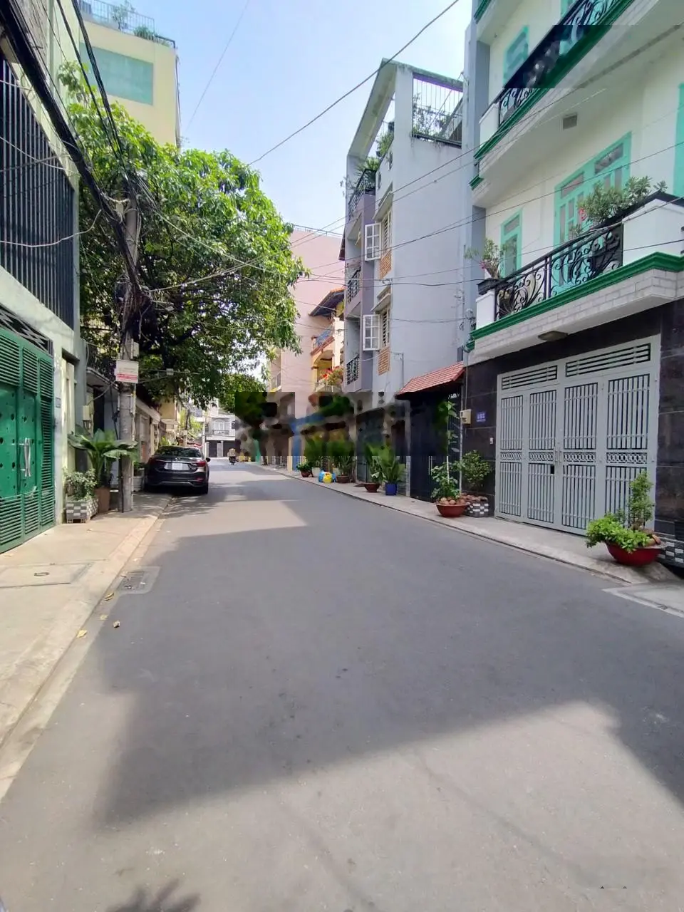 12,1 tỷ - bán nhà đẹp ngang 5,5m ngay T3 Hoàng Hoa Thám Cộng Hòa - HXH 6m thông - sổ vuông vức