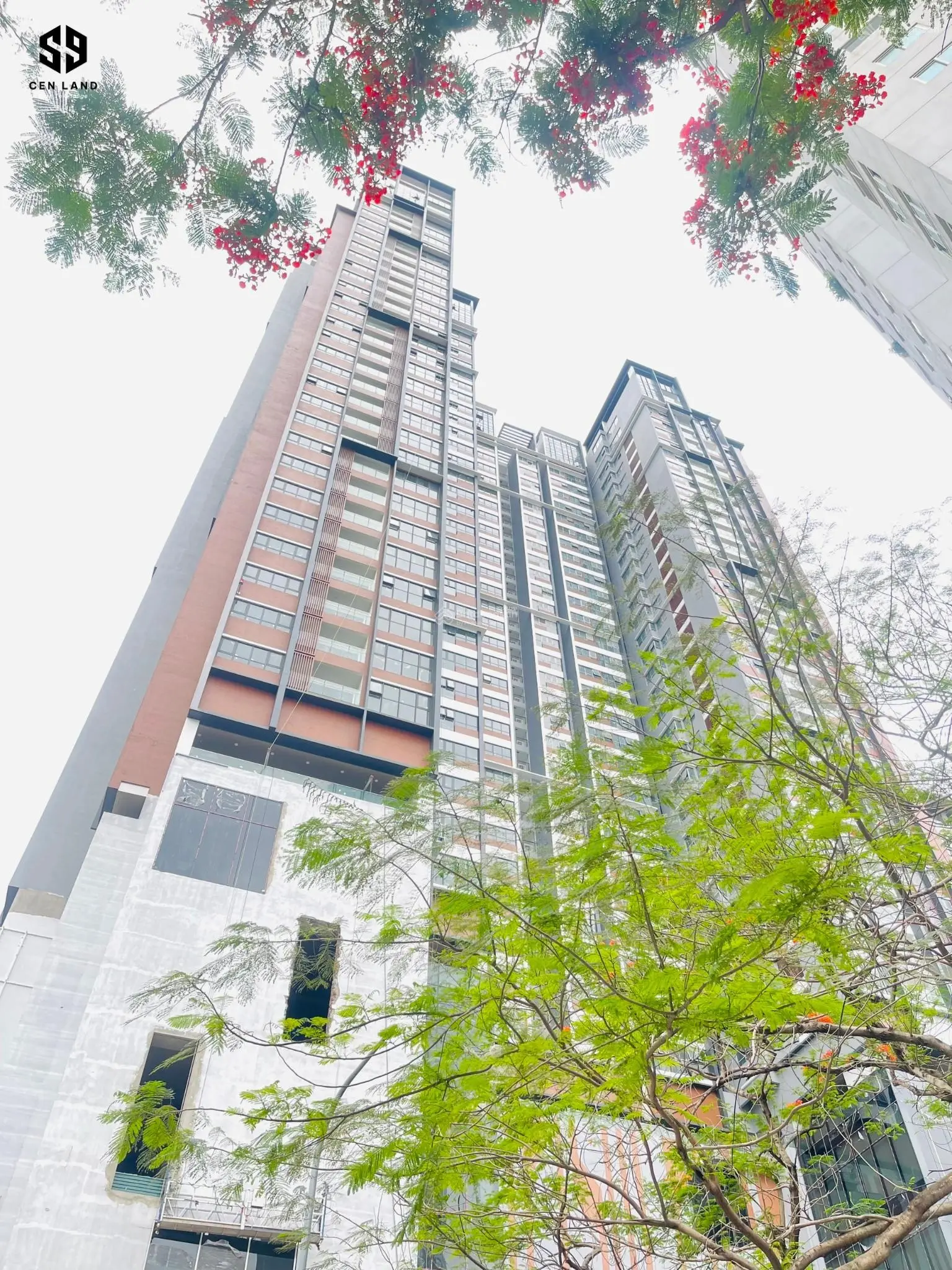 Bán căn hộ 150m2 trung tâm Thanh Xuân có slot đỗ ô tô đang làm sổ nhỉnh 13 tỷ