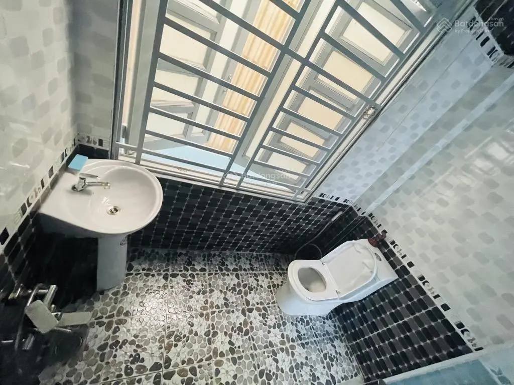 Mặt tiền kinh doanh siêu rộng có vỉa hè 7 mét