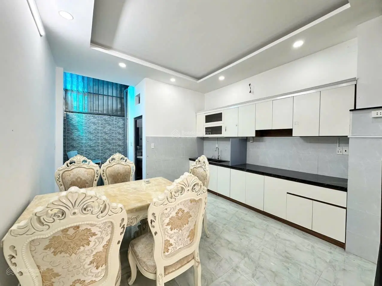 Bán nhà mặt tiền hẻm xe hơi 10m - đường Đào Tông Nguyên - Nhà Bè