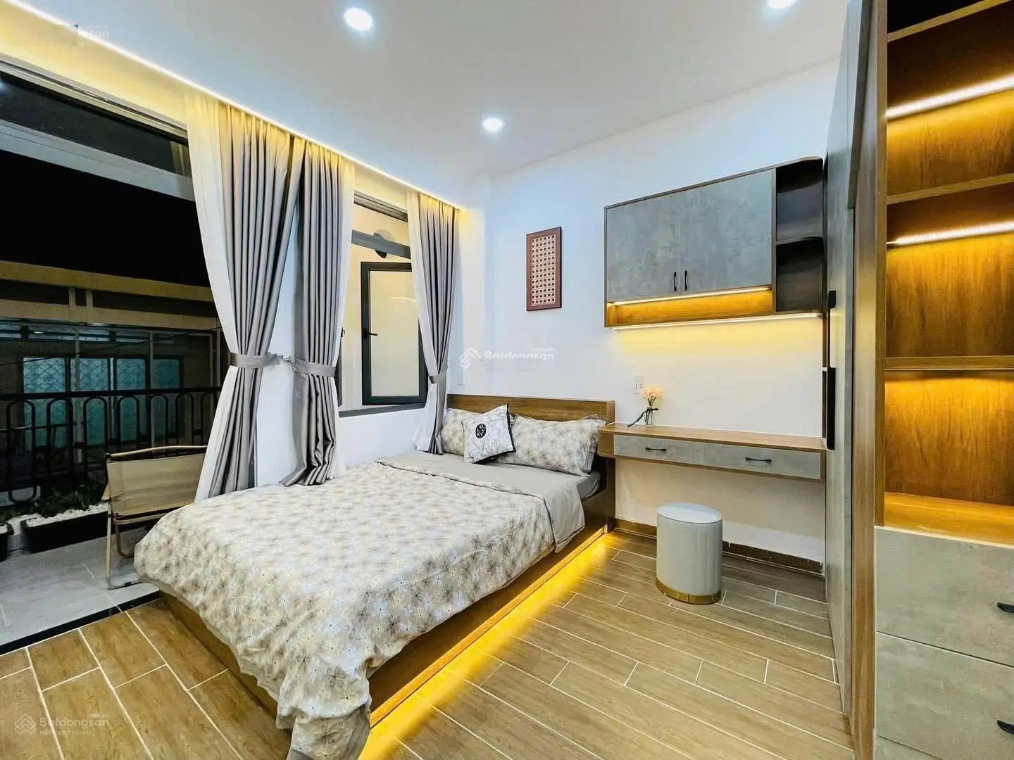 Hot Hot!!Nhà 1 Trệt Lầu giá 5.35TỶ cách MTĐ Nguyễn Thị Định 40m, đang cho thuê 25tr/tháng, sổ riêng