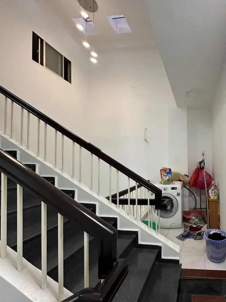 Bán nhà 4 tầng - 60m2 (4 x 15) - 2 mặt hẻm, xe hơi vô nhà, Nguyễn Hồng Đào, Tân Bình, Chỉ 11 tỷ x