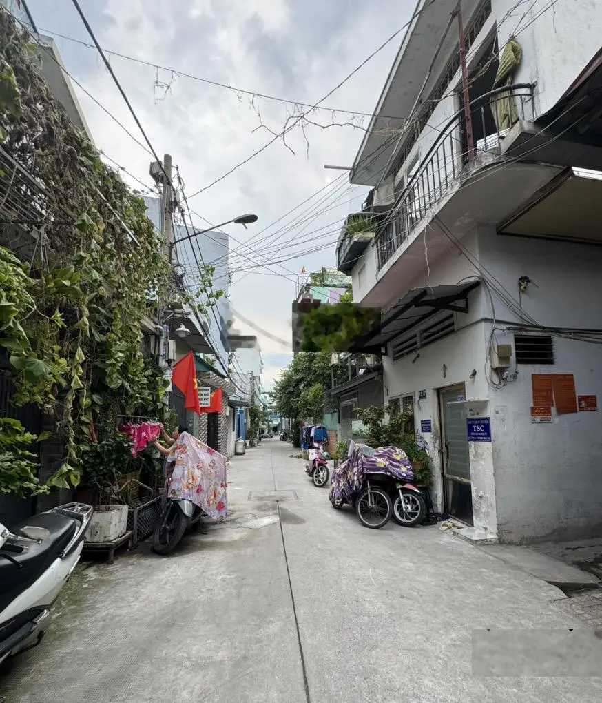 Nhà trệt 105m2 (6x18) - Liên Khu 10-11 - giá 7.8 tỷ