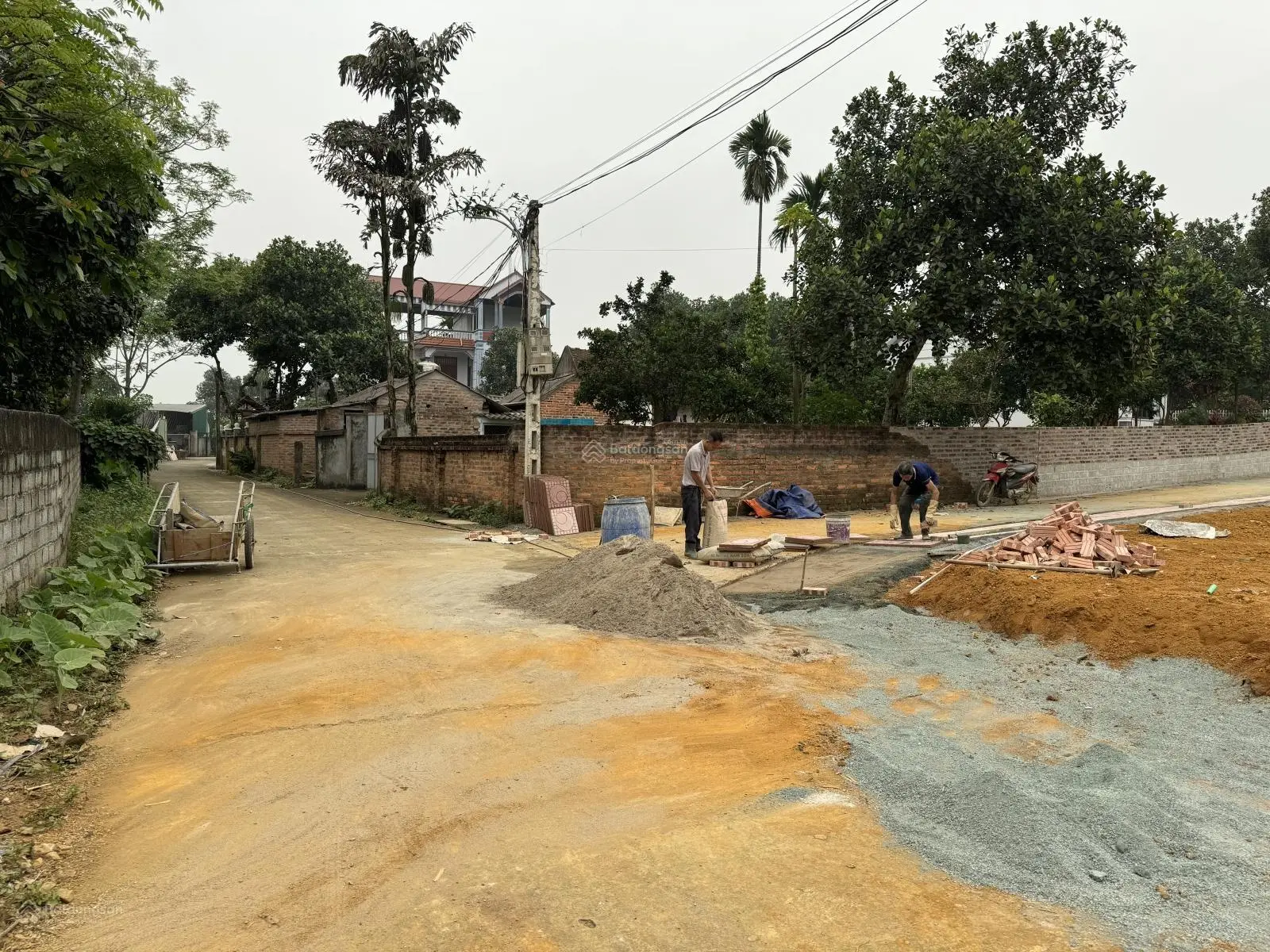 134.8m2 Thôn 3 Phú Cát cách DH09 chỉ 30m trung tâm khu CNC chỉ hơn 1 tỷ, LH 0843 199 ***