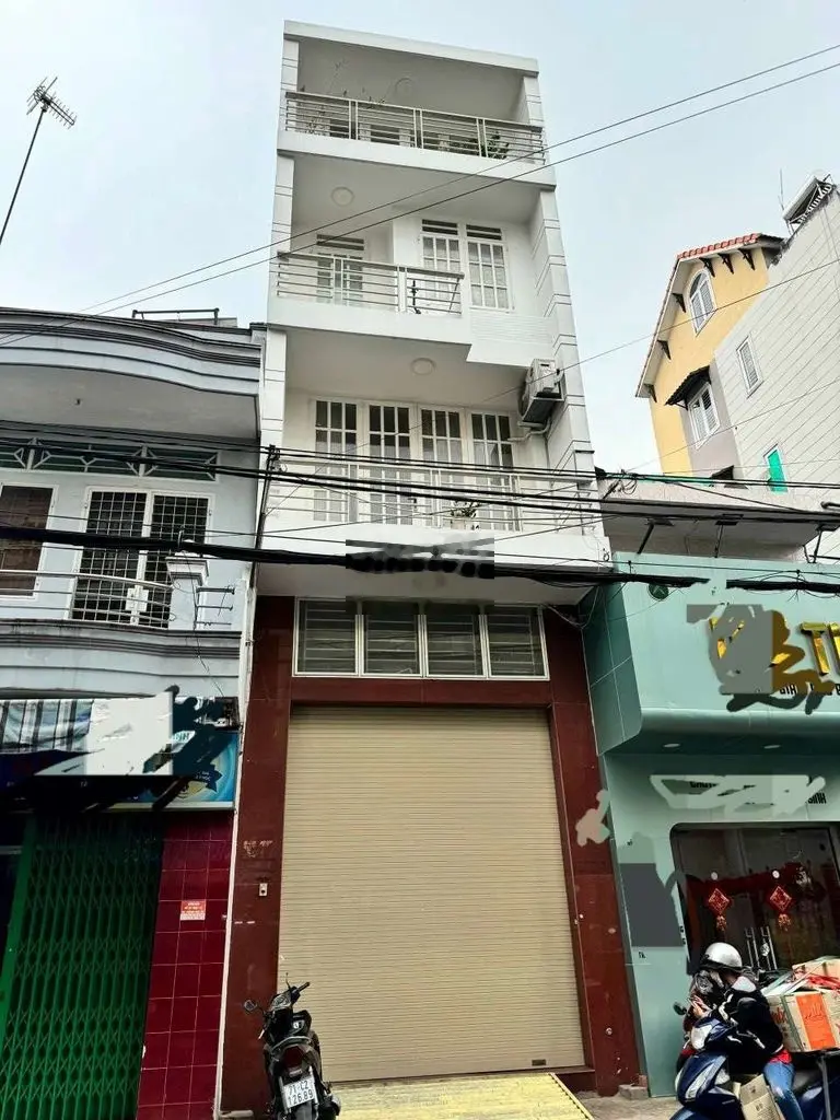 Chỉ 10 Tỷ bán nhà MT Nhất Chi Mai,P13,TB.dt 4.2x11. ĐÚC 4 Tấm