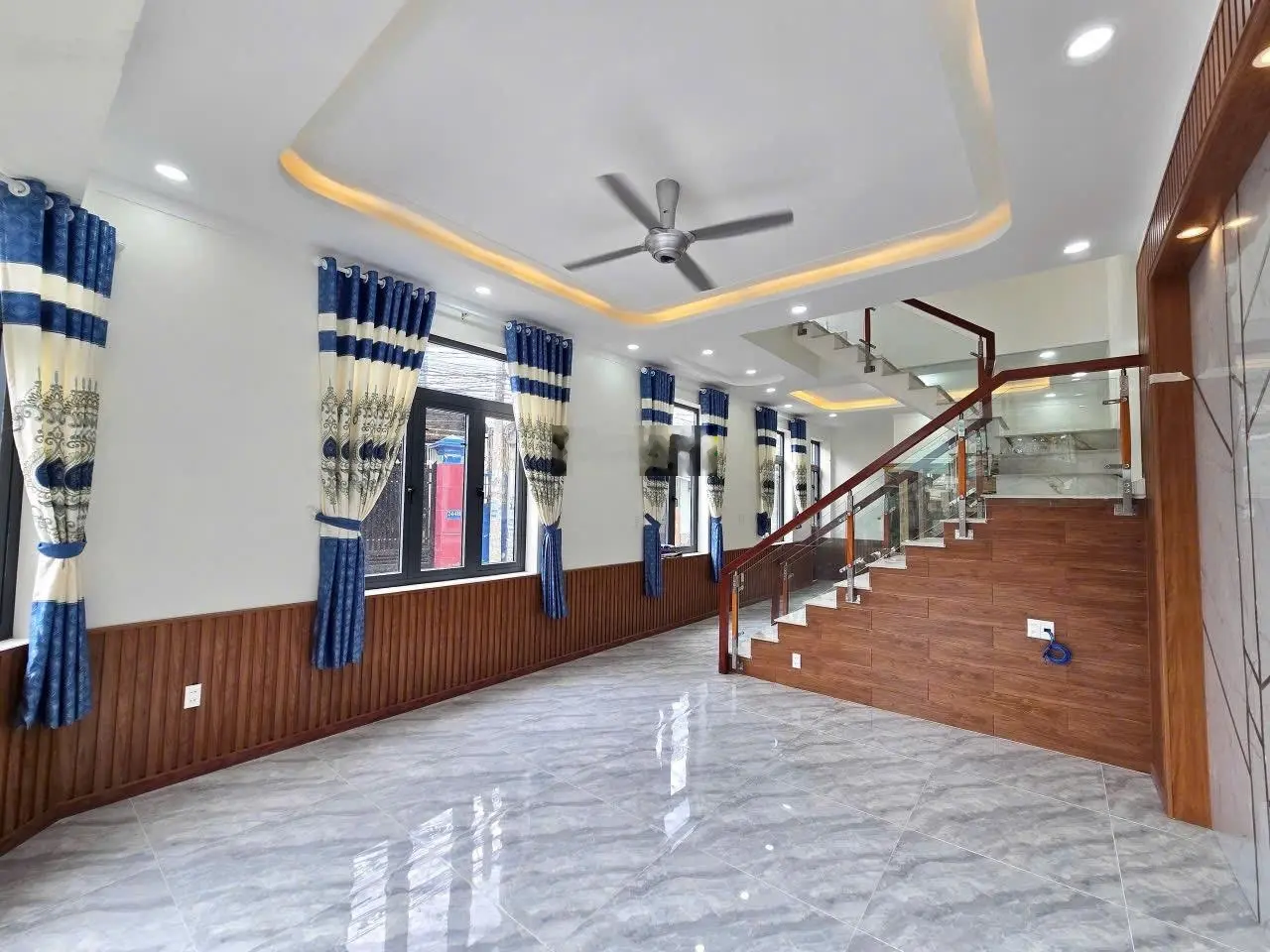 Bán nhà lầu phường Hoá An thiết kế hiện đại Diện tích sàn 180m2. Giá 4tỷ500tr thương lượng