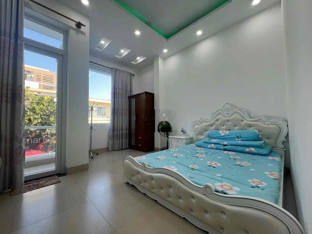 bán nhà 4 tầng khu bàn cờ mặt tiền nhị hà
