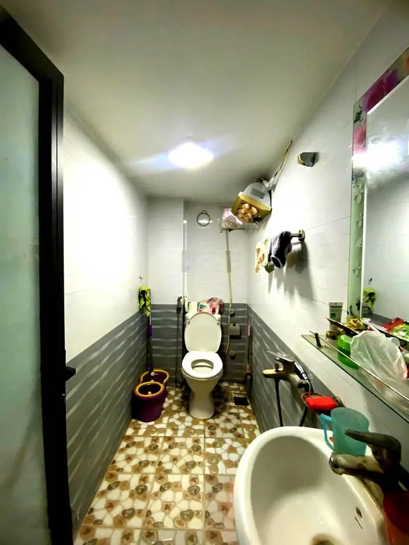 Bán gấp nhà 5 tầng phố Nguyễn Văn Tuyết, Đống Đa