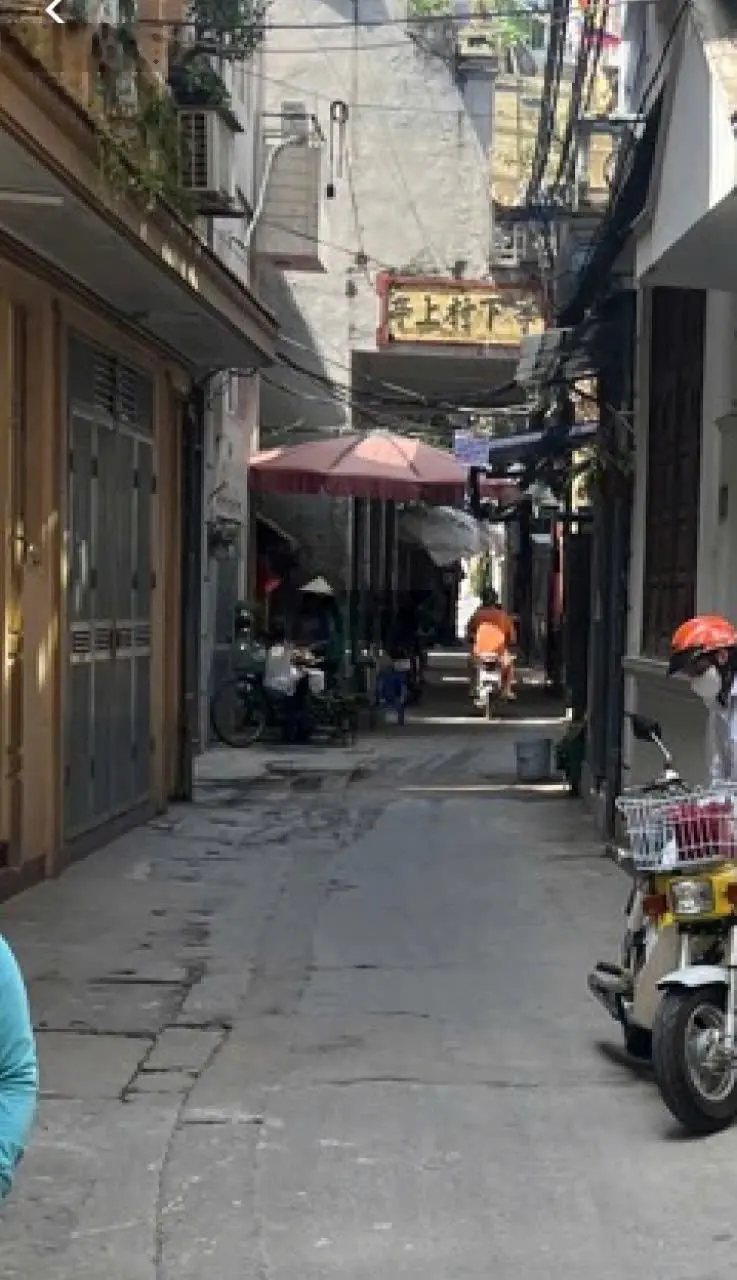 Bán nhà đẹp tại đường khương đình, giá cực chất 9,7 tỷ, 41m2