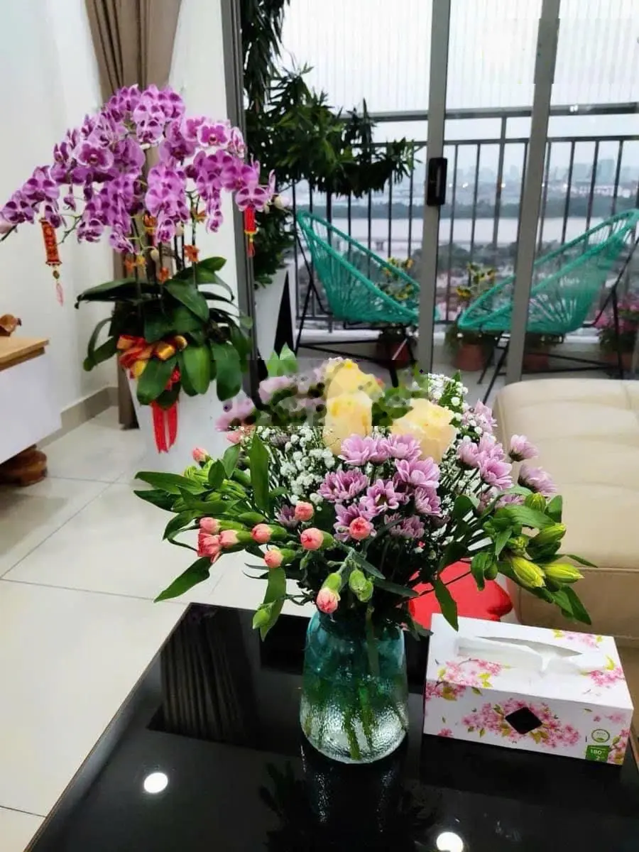 Cần bán nhanh căn hộ 3PN 96m2 tháp trung tâm The Sun Avenue