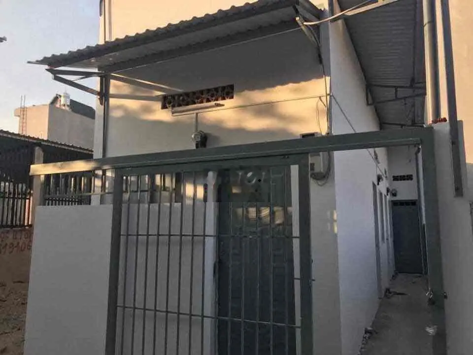 Dãy nhà trọ cần bán ngay kế bên KCN Mỹ Phước, đang cho thuê full