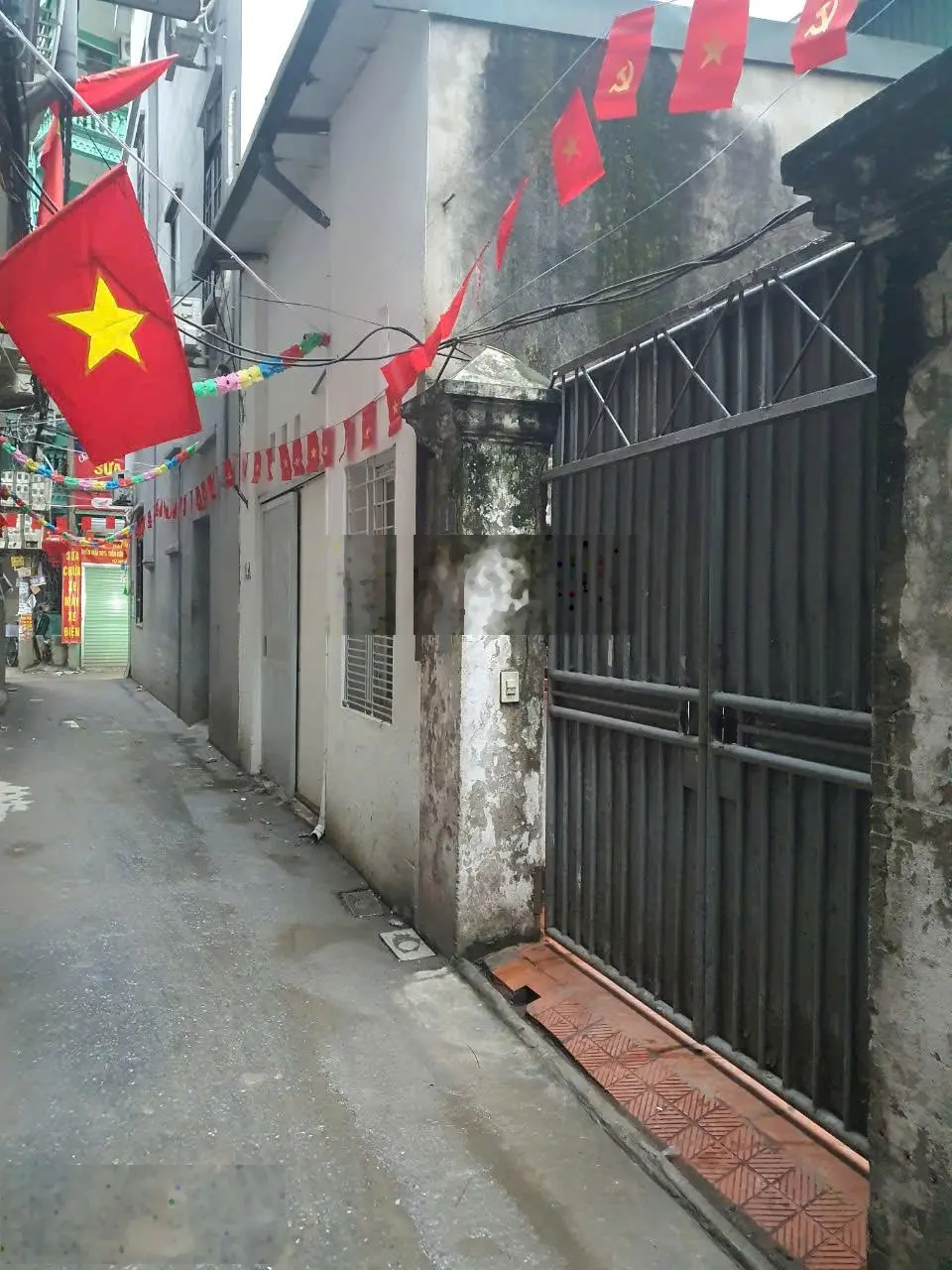 Bán đất Mễ Trì, diện tích 56m2, mặt tiền 4m vuông vắn, gần phố, giá 134tr/m2